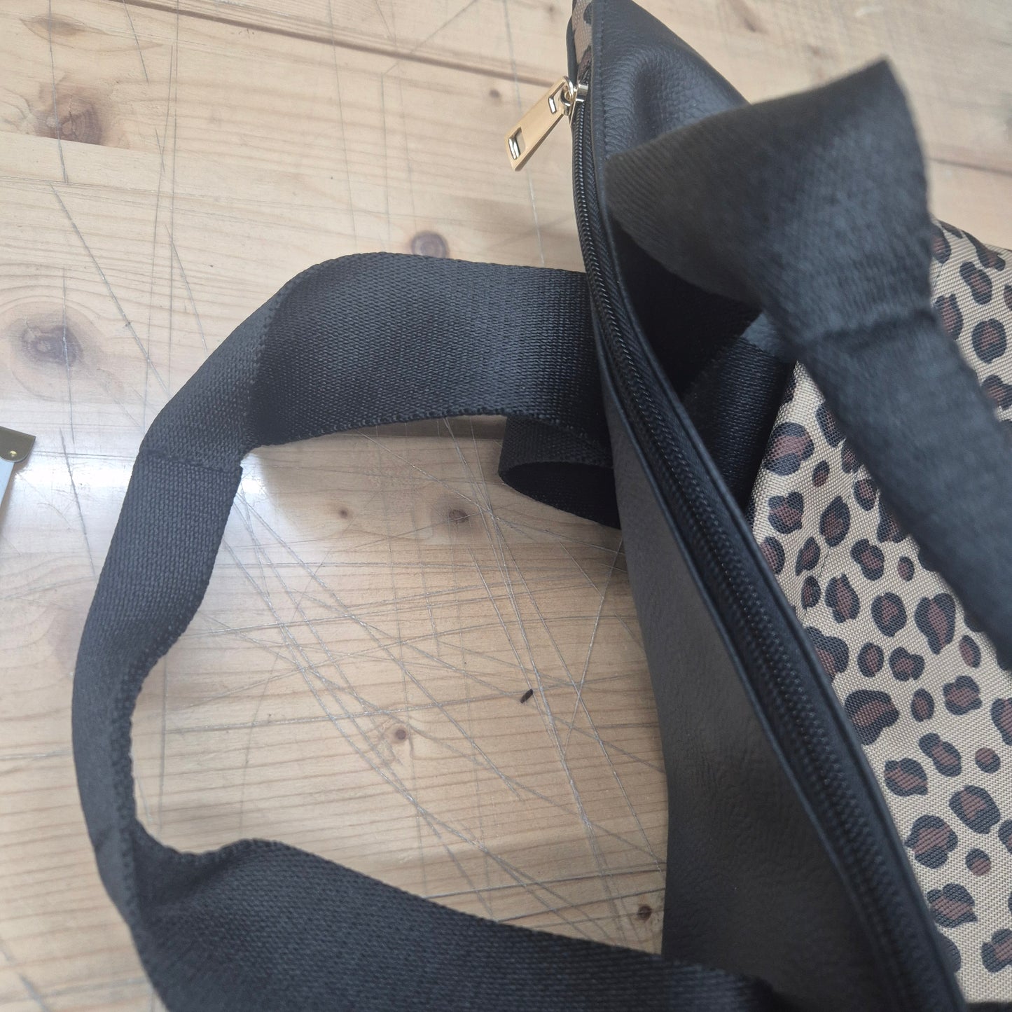 Zaino mauro pelle sintetica piu tessuto antigoccia