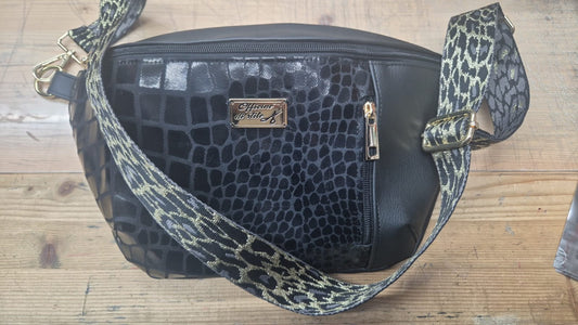 Giga marsupio ecopelle e denim stampato